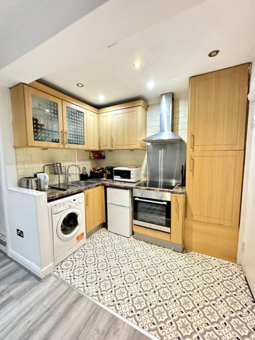 Centrally-Located Gem In Marble Arch, Londres Exterior foto